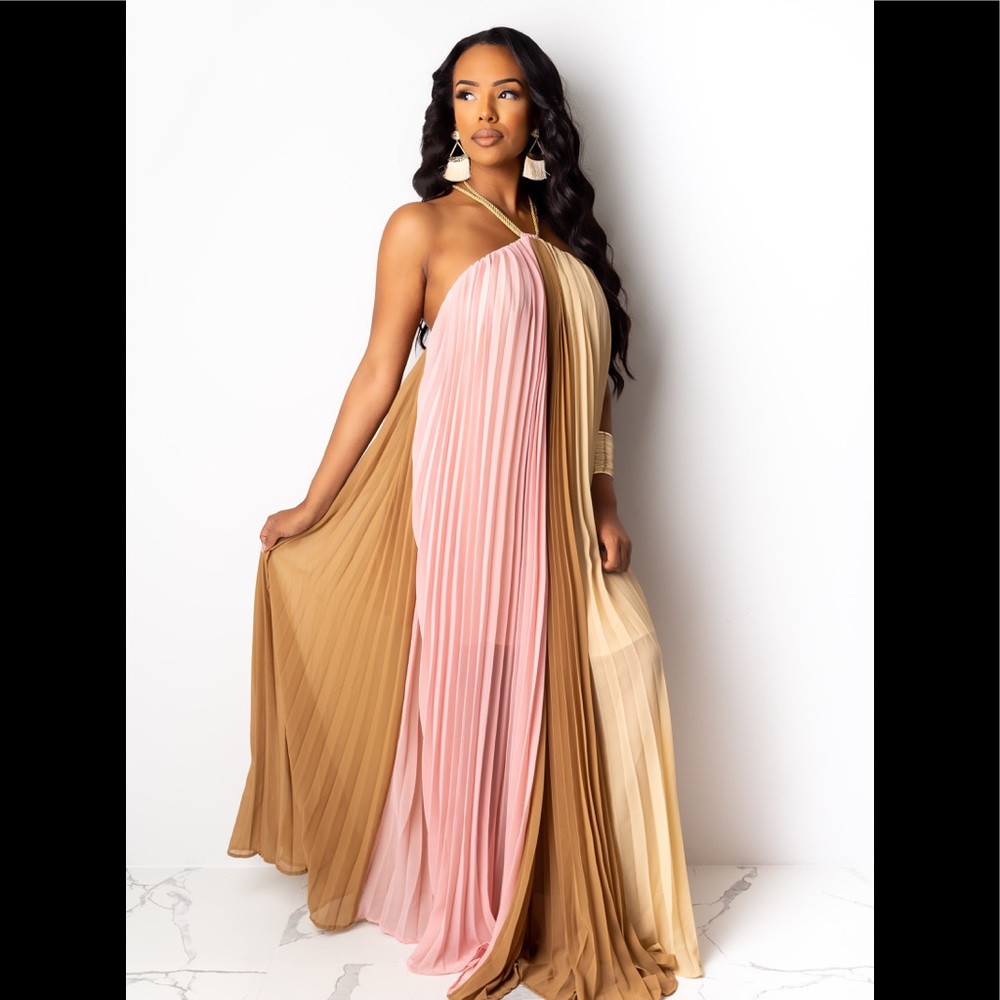 Endlessly Maxi Dress